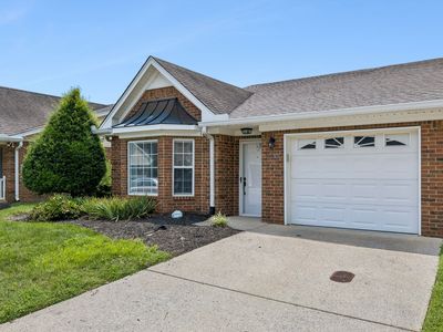 335 Forest Glen Cir