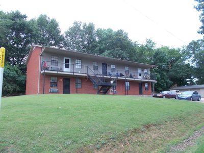 405 Chateau St