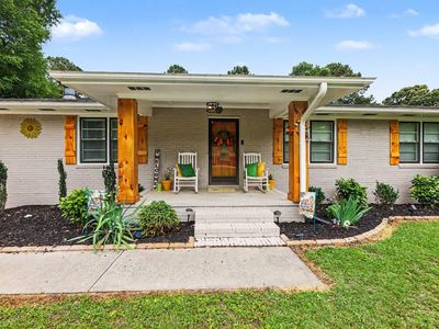 5 Eden Dr