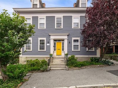 22 Halsey St Unit 2