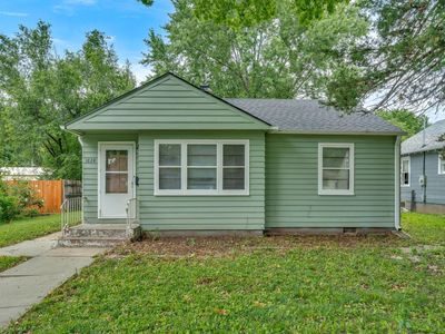 1824 SW Cherokee St