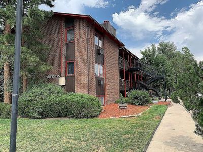 1370 Estes St APT 305