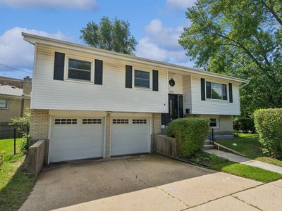Property at 9001 E Prairie Rd, Evanston, IL