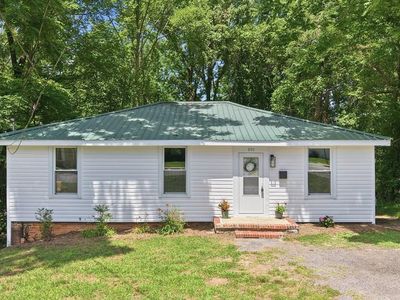 602 Longwood Ave