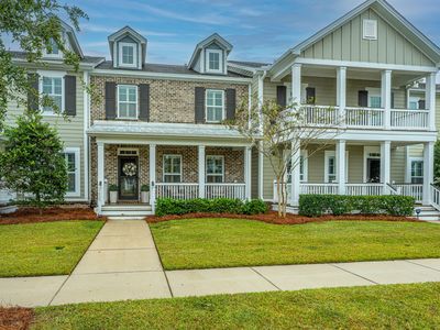 3435 Yarmouth Dr