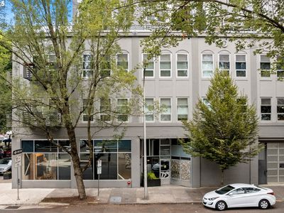 725 NW Flanders St SUITE 303