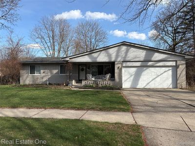 4836 Alton Ct