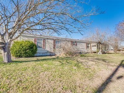 100 Zodiac Strait Rd