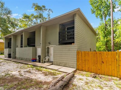 724 SW 68th Ter