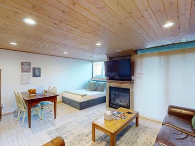 747 W Pacific Ave #324