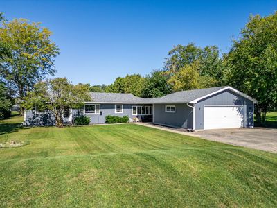 2302 N Hwy 12