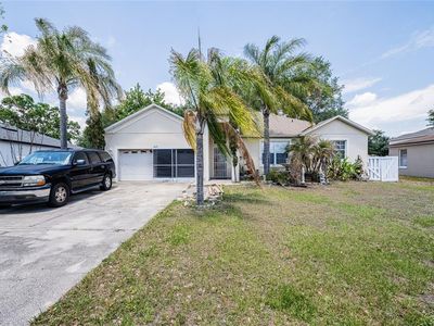 427 Lark Ct