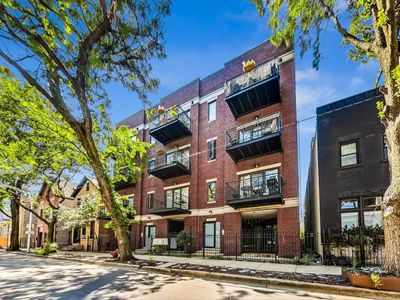 524 N Hermitage Ave APT 2