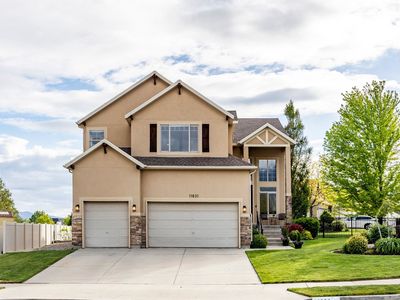 11831 N 6190 W