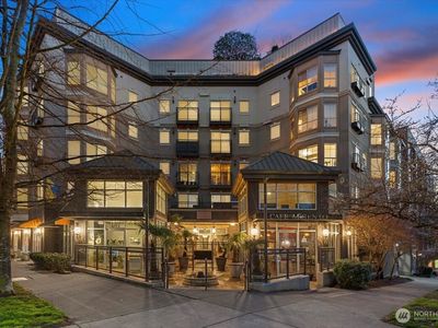 1125 E Olive Street UNIT 304