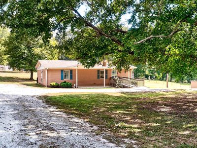 100 Kennel Dr