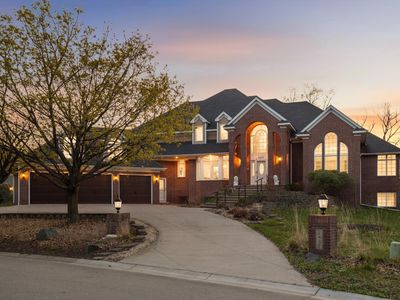 2437 Sunset Ct