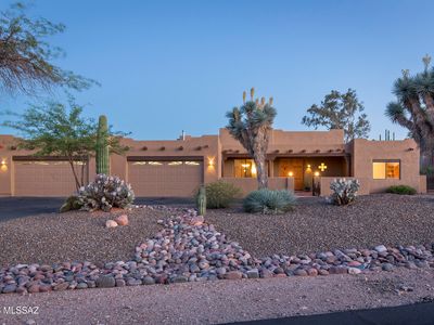 3527 W Desert Tulip Ct