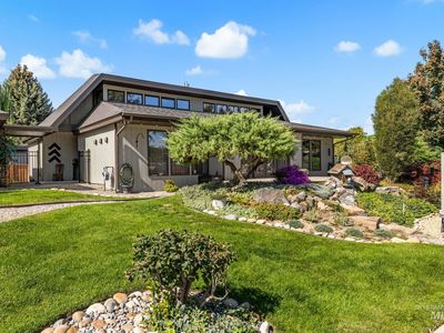 2416 Terrace Dr
