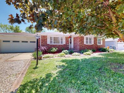 10711 Cricklewood Dr