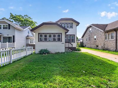 2562 N 59th STREET