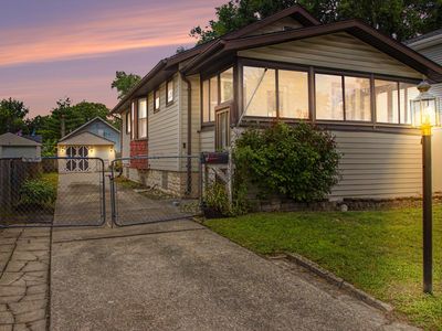 Property at 23115 Berdeno Ave, Hazel Park, MI