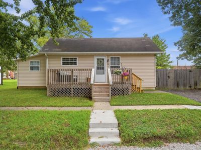 230 Freiberg Ave