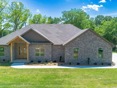 882 Patty Rd