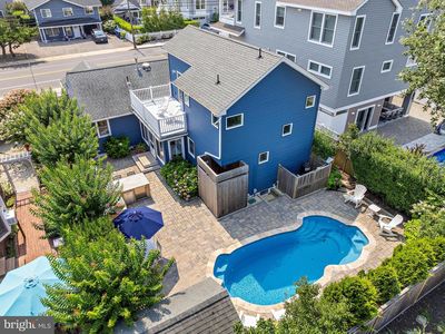 1106 S Beach Ave