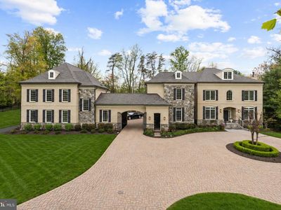9111 Dara Ln