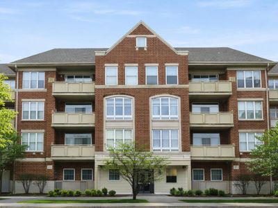77 N Quentin Rd Unit 310