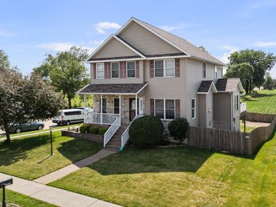 1302 Eagles Crest Dr