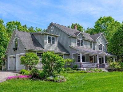 11 Heidi Way