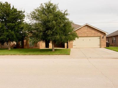 5709 Champions Dr