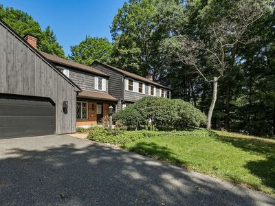 3 Hilltop Dr