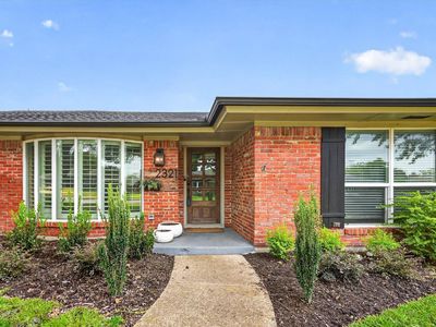 2321 Merrimac Dr