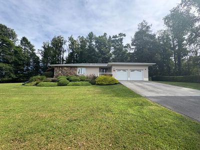 400 Clarissa Dr