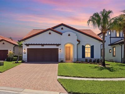 10692 Royal Cypress Way