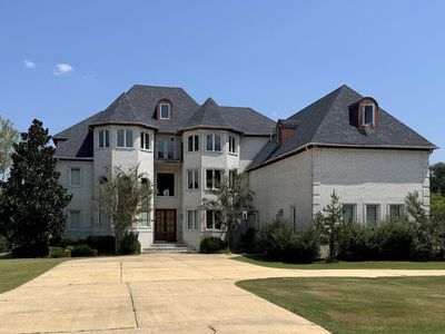 186 Ridgelake Dr