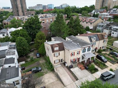 1722 Hancock St