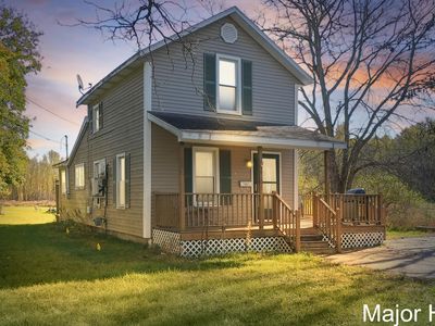 Property at 325 S Division St, Lowell, MI