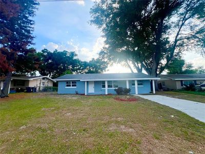 137 Lowell Rd