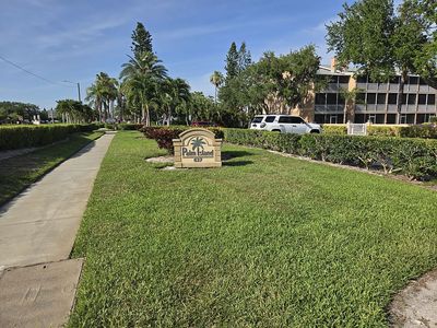 637 Pinellas Bayway S APT 204