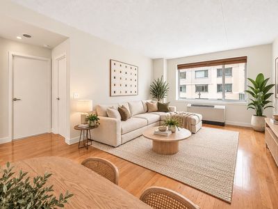 40 W 116th St APT B301