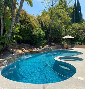 326 Fox Ridge Dr