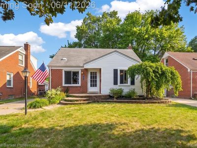 3211 Ferris Ave