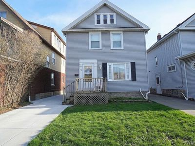 170 W Hazeltine Ave N