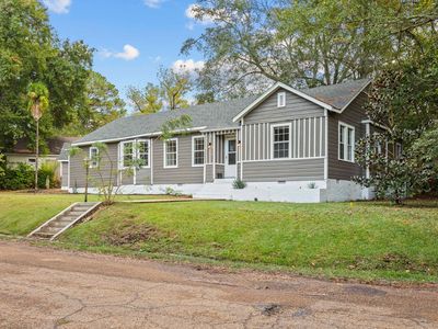 4098 Pine Hill Dr