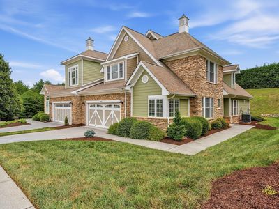 4941 Towne Dr