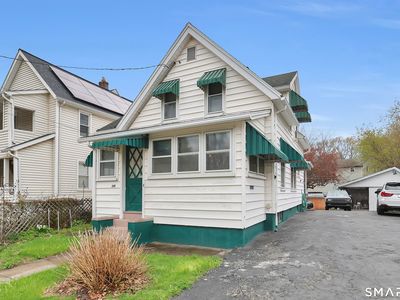 391 Park Street